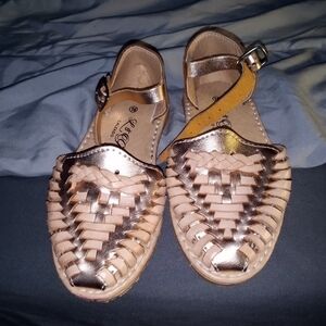 Toddler girls size 9